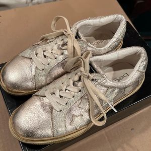 Bebe Sport- DANE - gold sneakers- 6